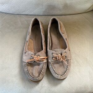 Eddie Bauer women’s boat shoes